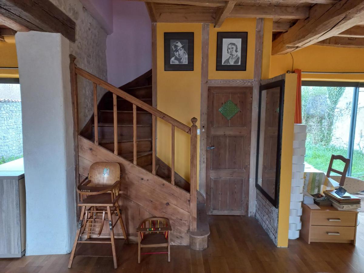 Le Moulin D'Errol Βίλα Saint-Jean-dʼAngély Εξωτερικό φωτογραφία